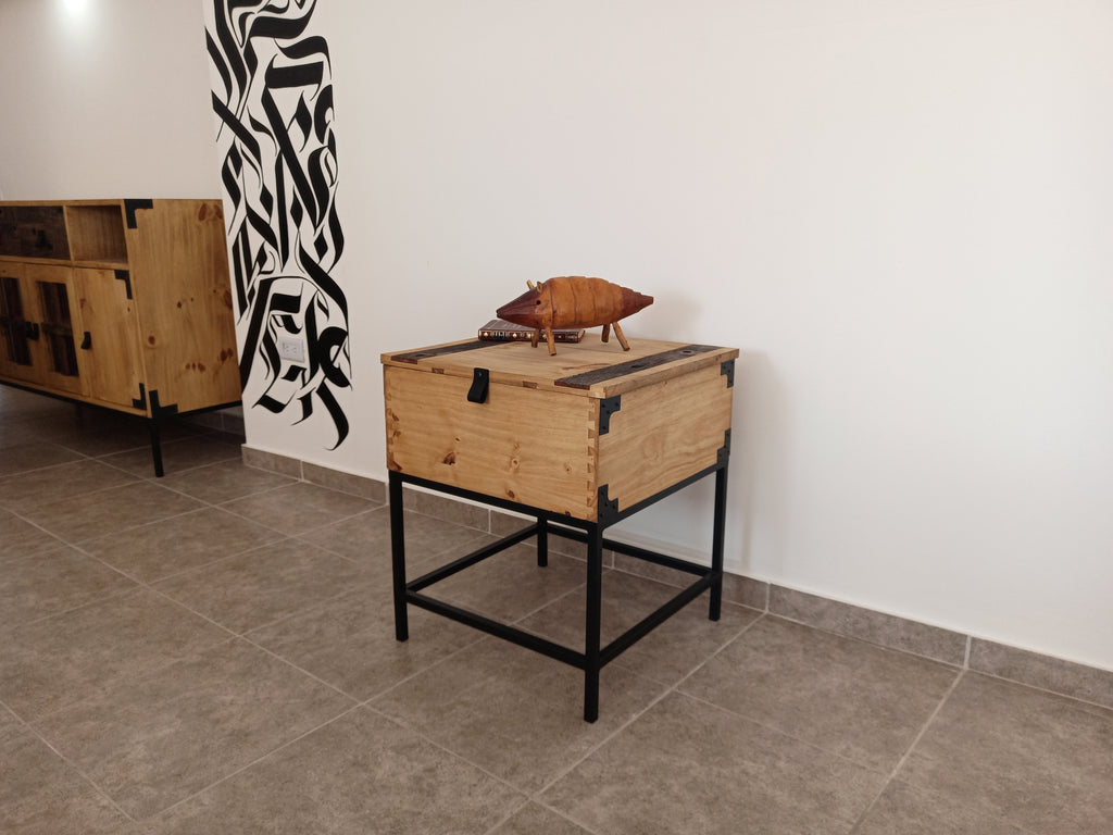 Mesa Lateral con Almacenamiento Urban Rustic