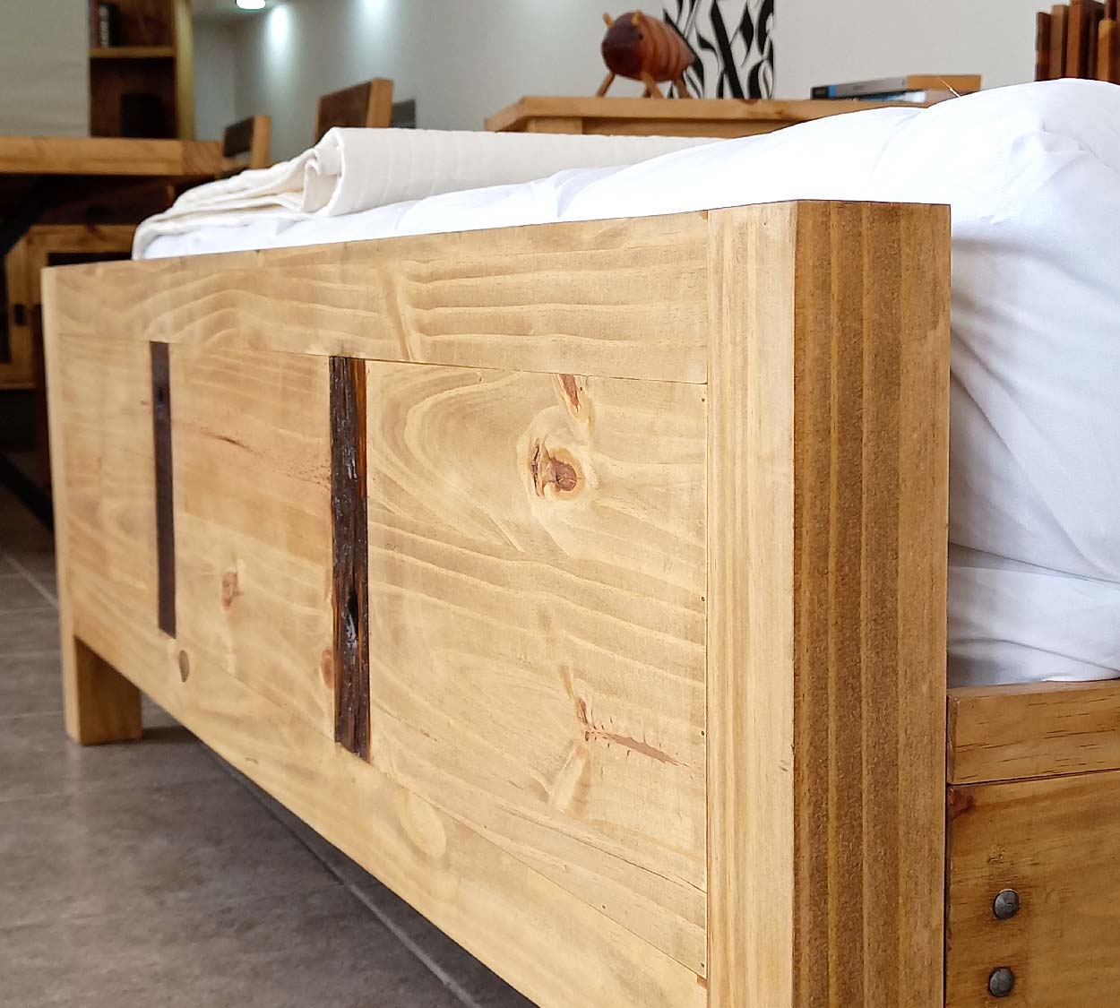 Cama King Size Roma Urban Rustic