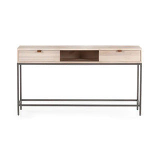 UFUL-082 Mesa Consola Boston