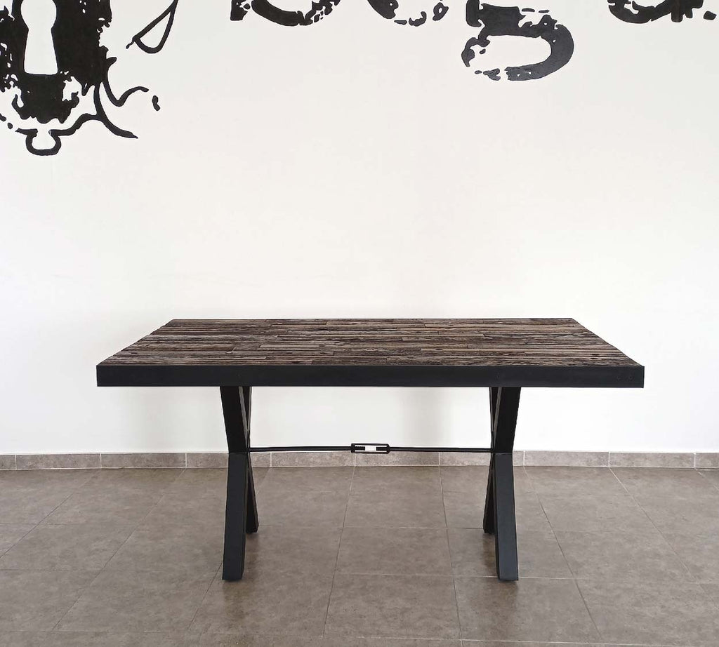CR-813 200 Mesa Comedor Alto Voltaje